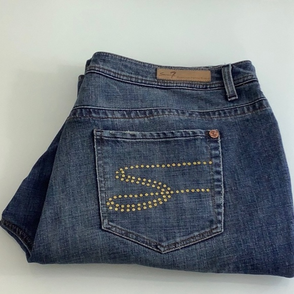 Seven7  crystals pockets details distressed straight leg jeans size 20 EUC
